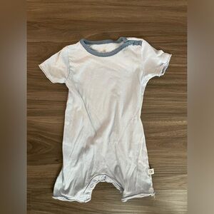 The Honest Company Organic Cotton Blue and White Baby short sleeve Romper 3/6M